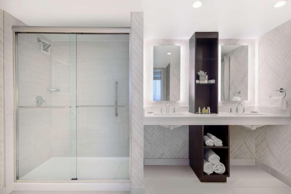 DoubleTree By Hilton Deerfield Beach Boca Raton Main image